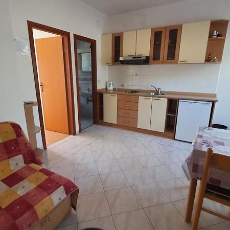 בוזאבה Apartments Irena מראה חיצוני תמונה