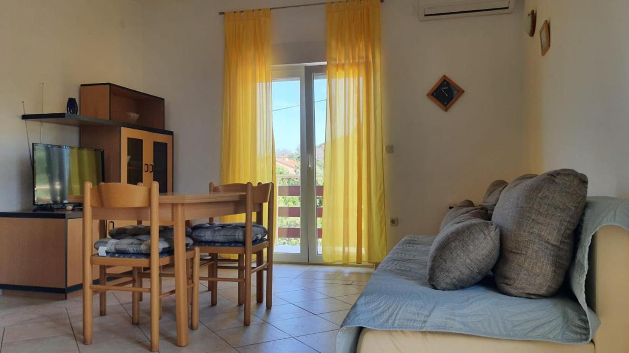 בוזאבה Apartments Irena מראה חיצוני תמונה
