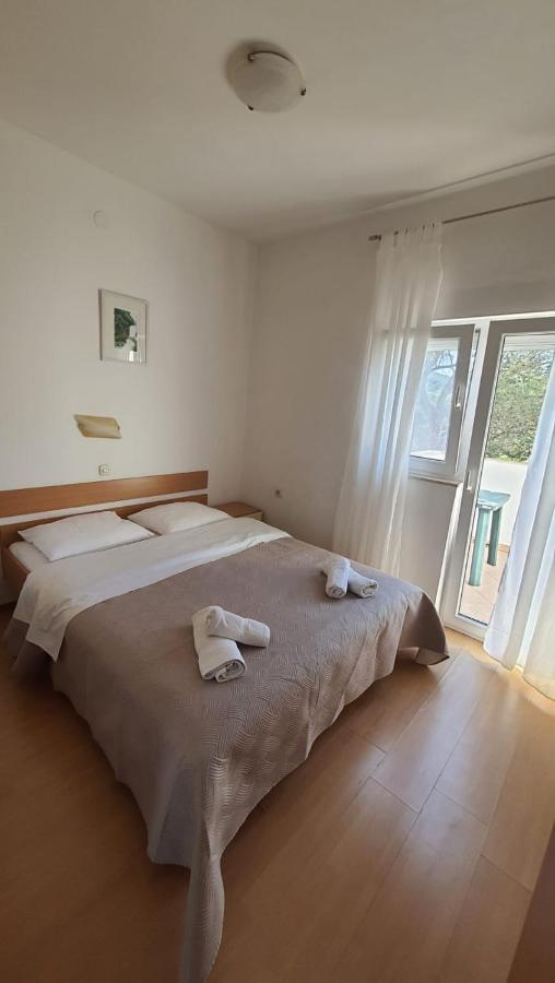 בוזאבה Apartments Irena מראה חיצוני תמונה