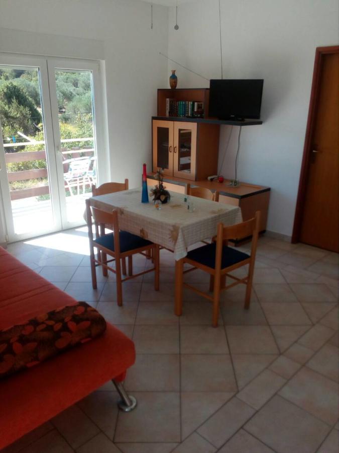 בוזאבה Apartments Irena מראה חיצוני תמונה